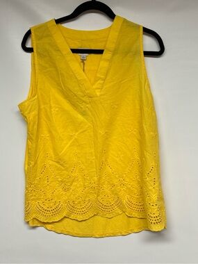 a new day Yellow Eyelet V-Neck Sleeveless Camisole